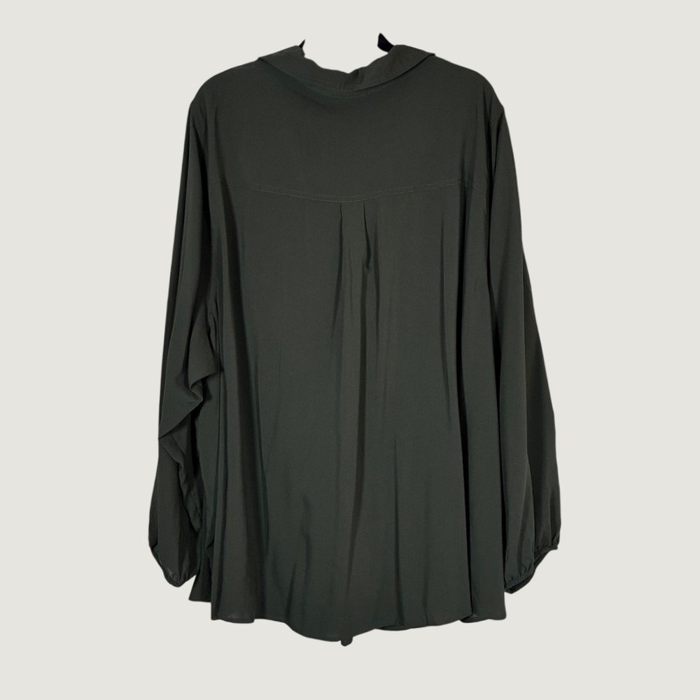 Torrid Harper Pullover Blouse Olive Green Georgette Pocket Shirt Plus 5X 5XL - Picture 2 of 7